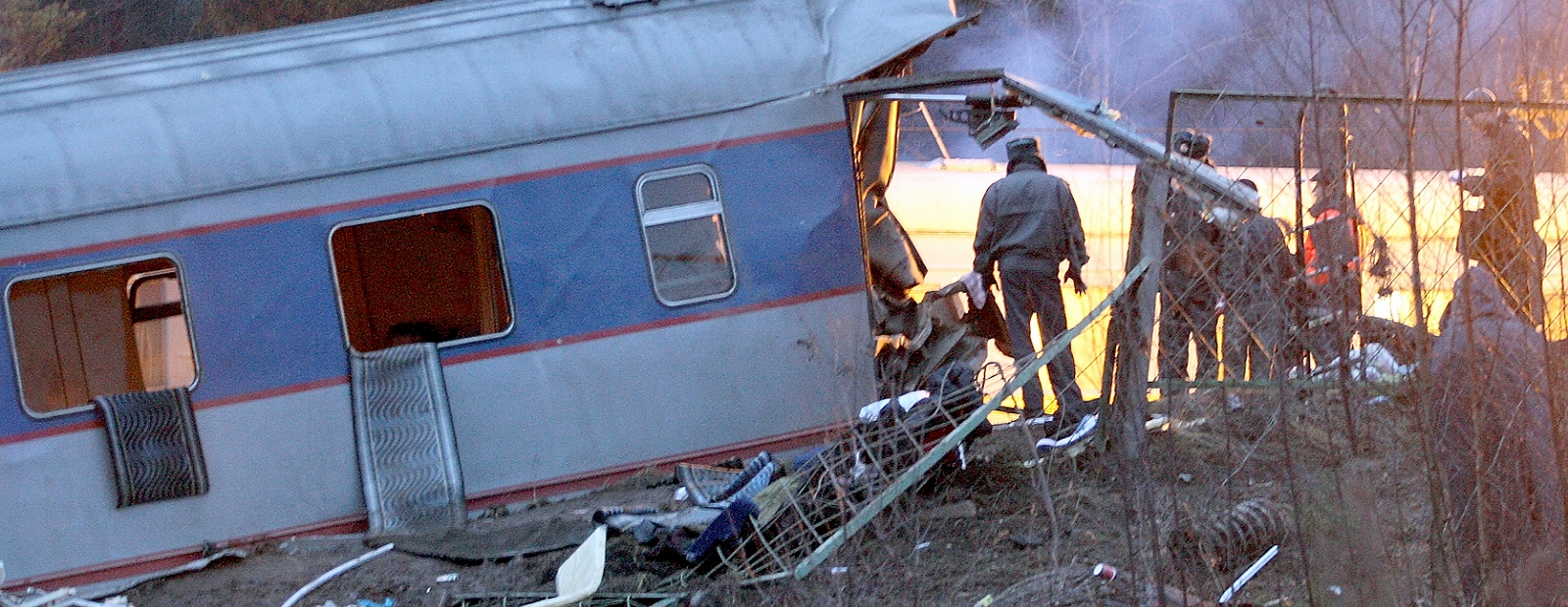 Подрыв поезда. Взрывы в поезде «Невский экспресс» в 2007-м и 2009-м. Невский экспресс ЧС-004 после взрыва. Теракт в поезде Дагестан.