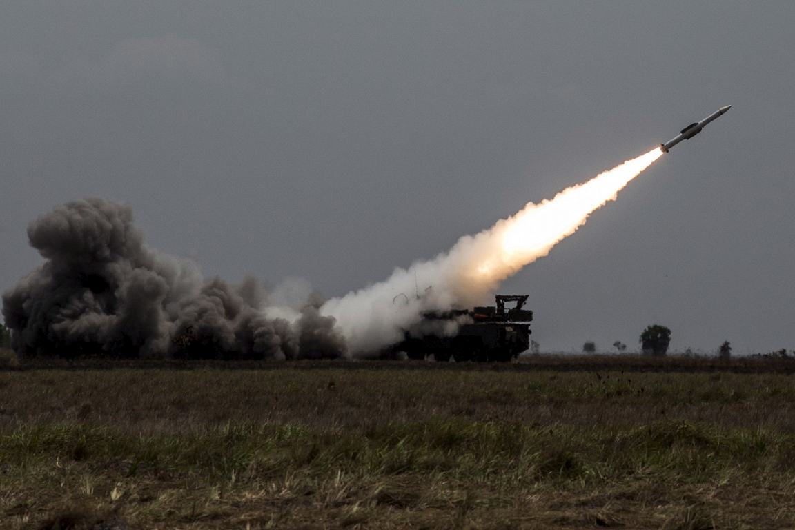 India plans a military impact / day