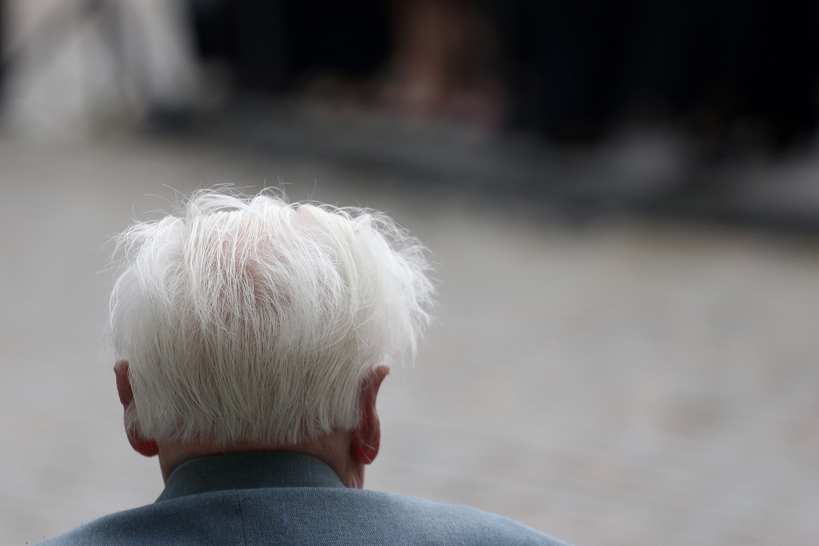 Bāzes pensijas ieviešanu piedāvā sākt no nākamā gada un no 85 gadu vecuma