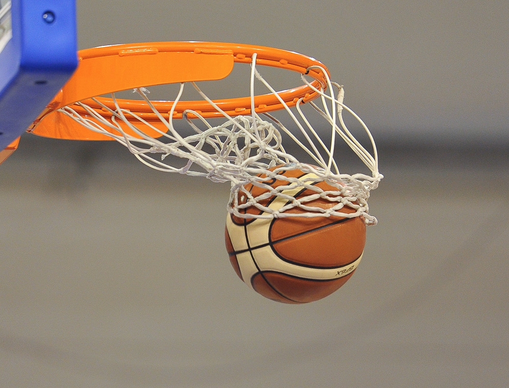 Disease in the youth basketball tournament could result in unhygienic circumstances at the catering site / day