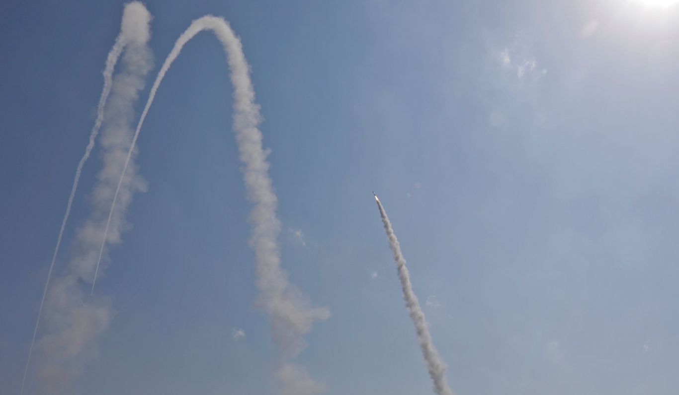 Pistoriuss: NATO aizsargā Eiropu no Irānas raķetēm