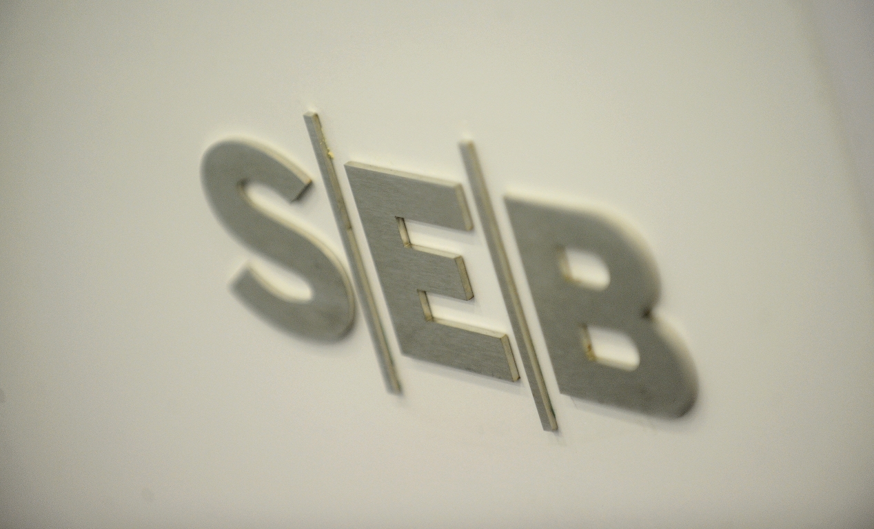 ECB noteikusi 1,24 miljonu eiro sodu SEB bankām Baltijā