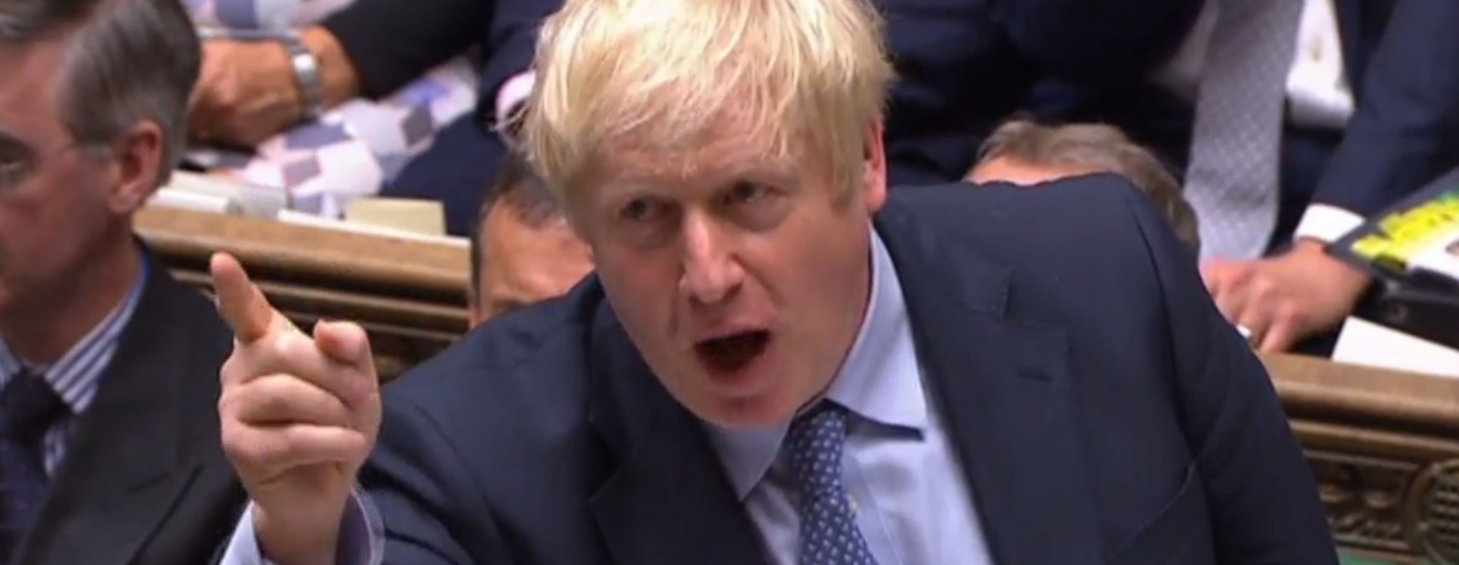 Johnson passes parliamentary conservative vote of no confidence / Day