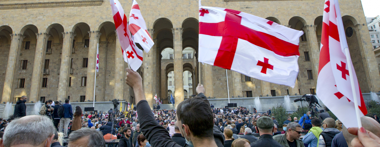 Thousands of protesters in Tbilisi demand new elections / Day