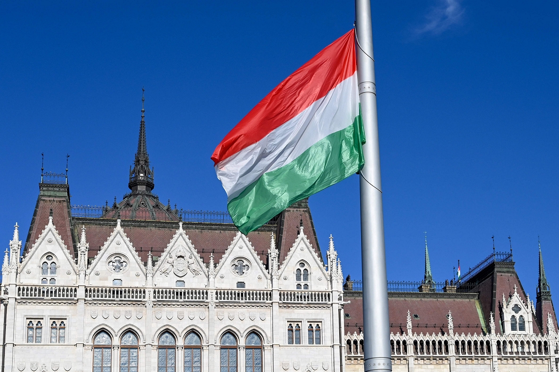 Ungārija neplāno aizturēt Putinu