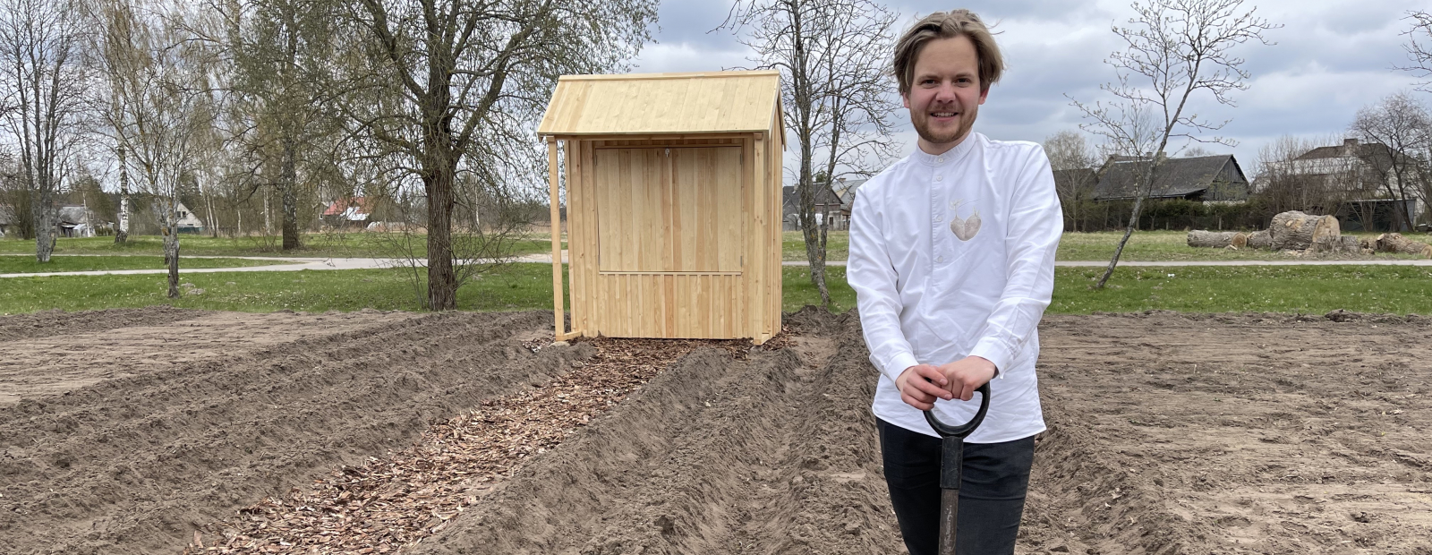 Foundation Easily planted cultural potatoes in Kuldiga / Diena