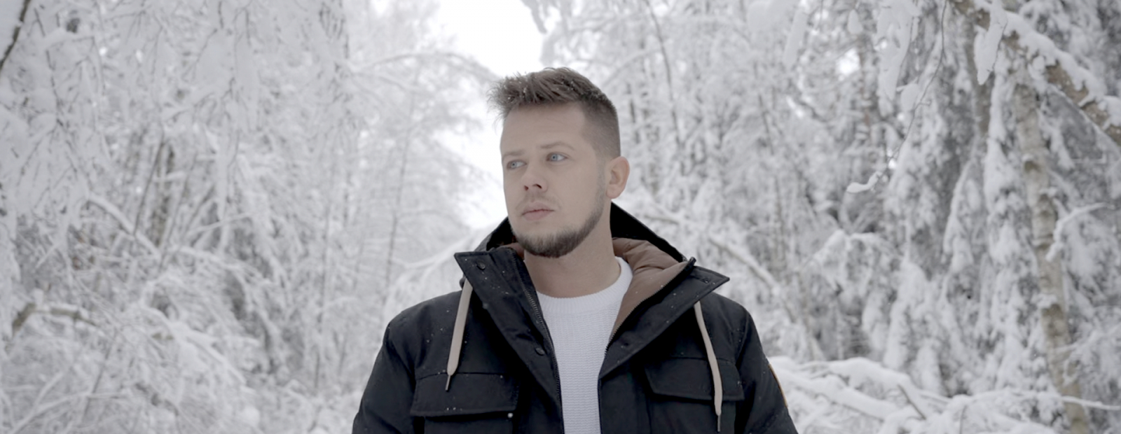 Aivo Oskis releases a winter song / Day before the Christmas