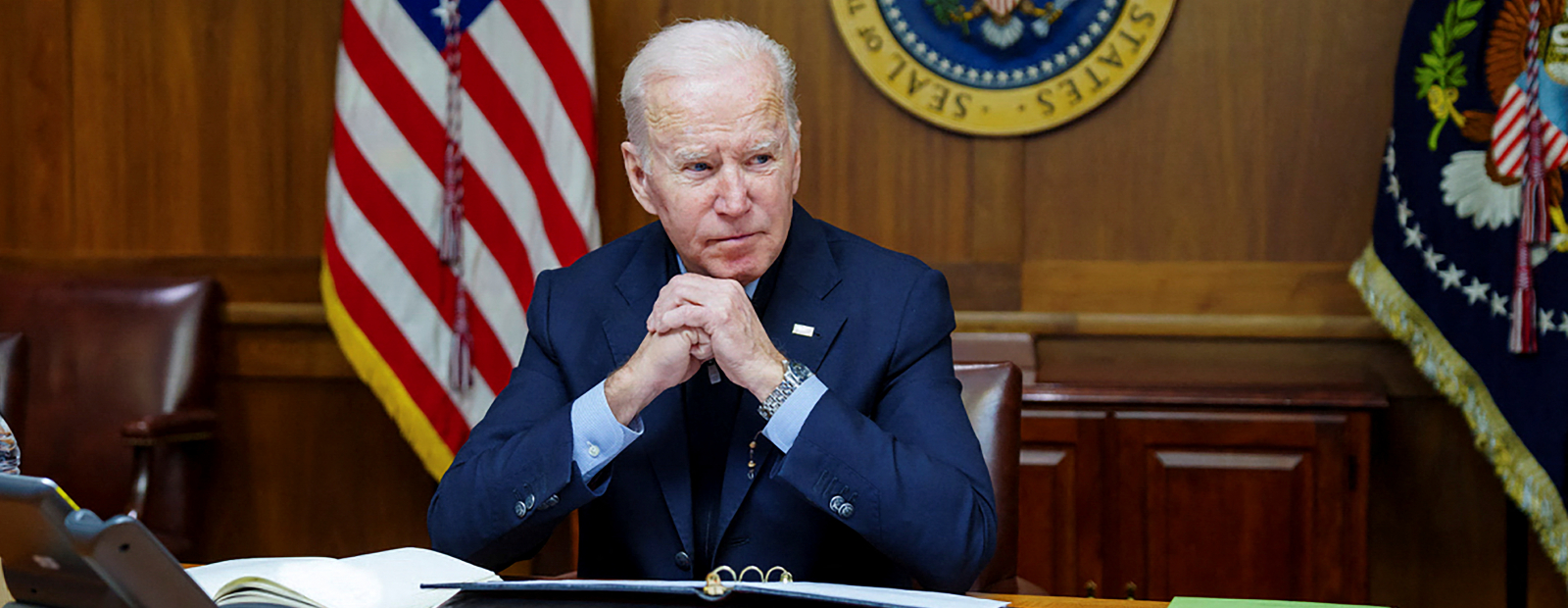 Biden repeatedly warns of sanctions in case of attack on Ukraine / Day