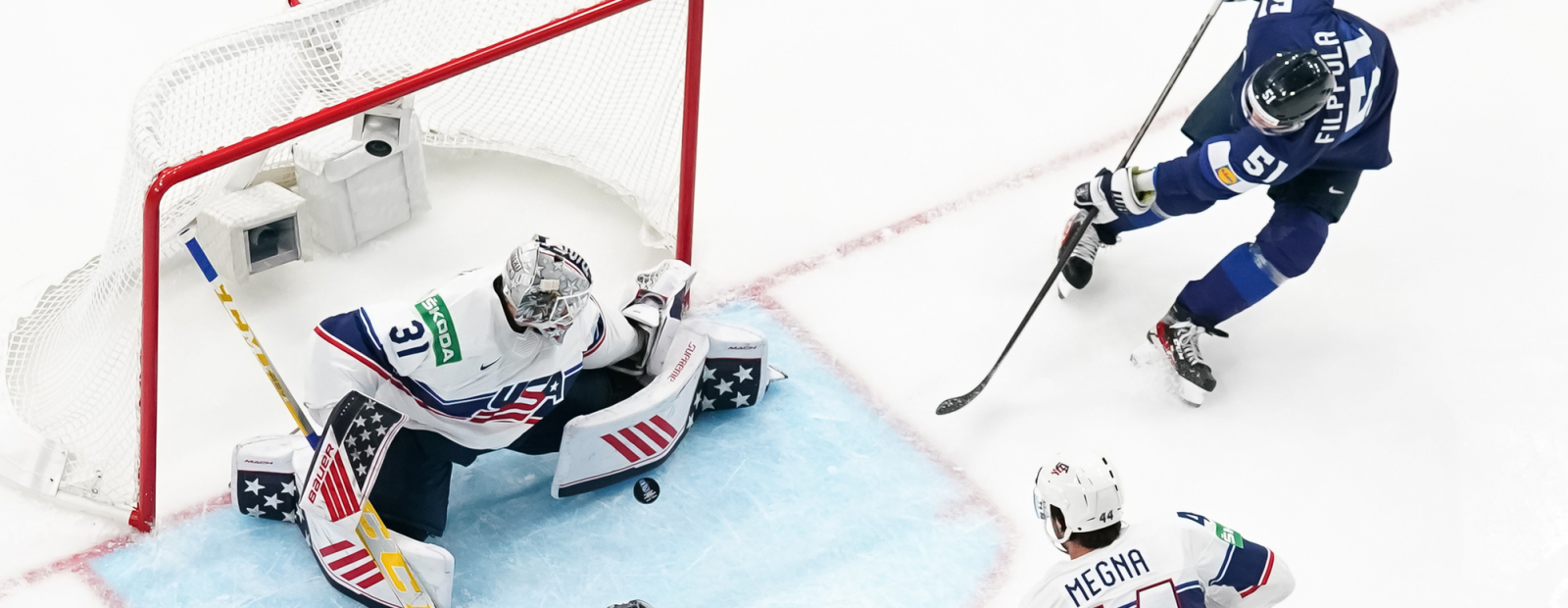 Finland plays in the USA at the World Hockey Championship;  Germany / Day is also celebrating its victory