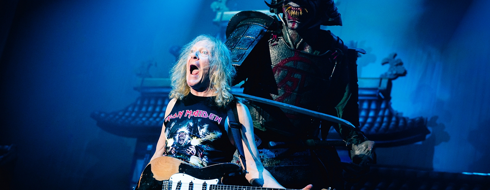 The return of the little people.  Iron Maiden Concert Show Review / Day