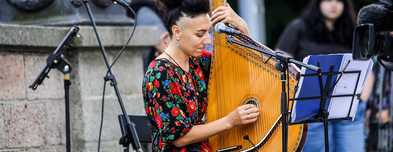 Hand in hand with Ukrainian musical talents.  A series of concerts of Ukrainian and Latvian musicians begins in Kuldīga / Diena