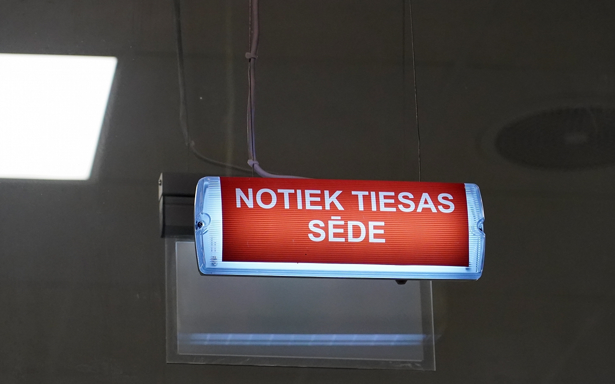 Par kaķenes nosišanu ar pannu piemēro probācijas uzraudzību un aizliedz turēt dzīvniekus