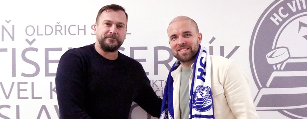 The prolific Bukarts signs a multi-year contract with Vītkovice Ridera / Diena