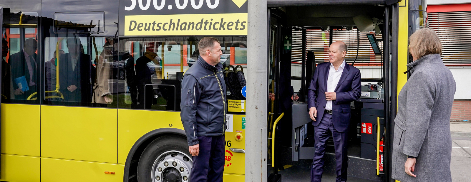 “Germany Introduces Personalized Monthly Pass for Local and Regional Public Transport”