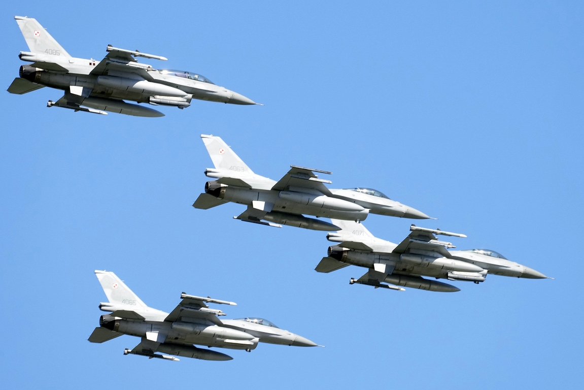 Zelenskis: Ukraina saņēmusi jaunus iznīcinātājus F-16