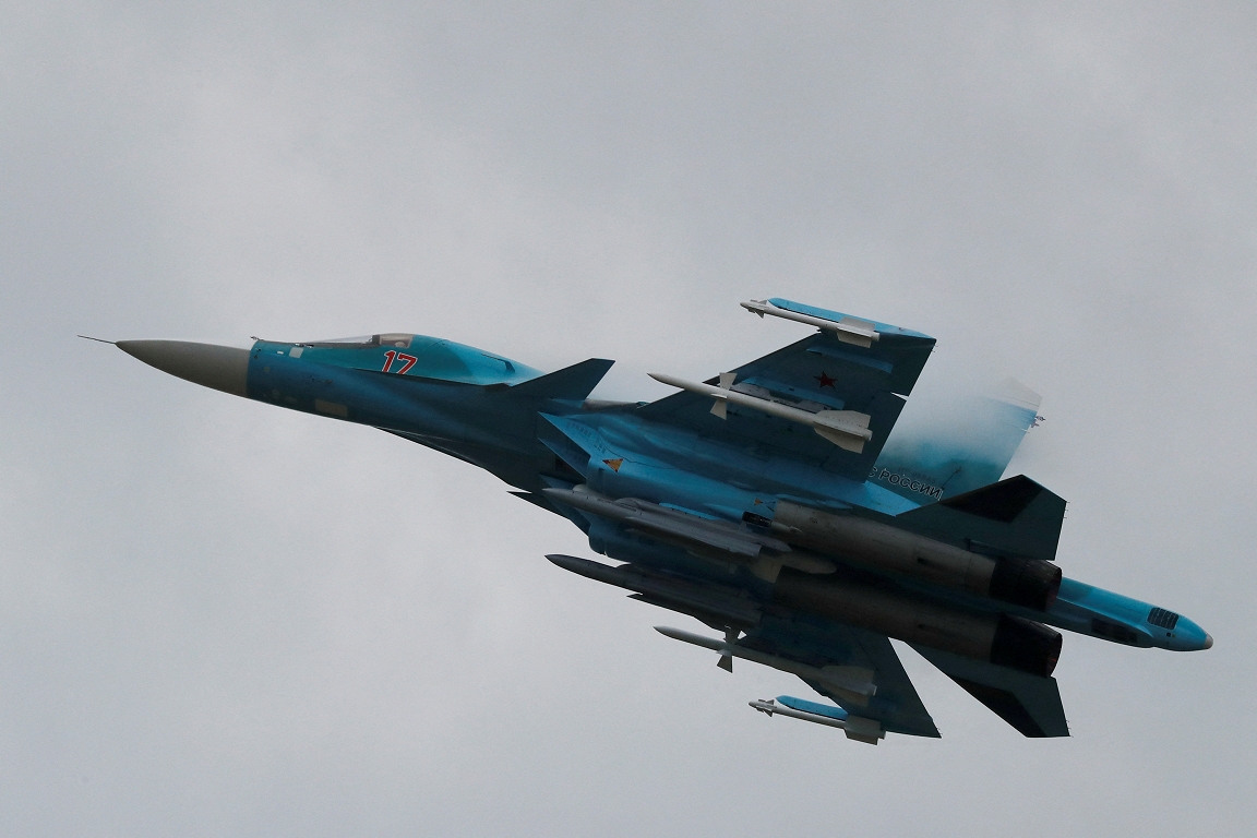 The Russian destroyer violated the Estonian airspace by protecting the « Shadow Fleet » ship / day