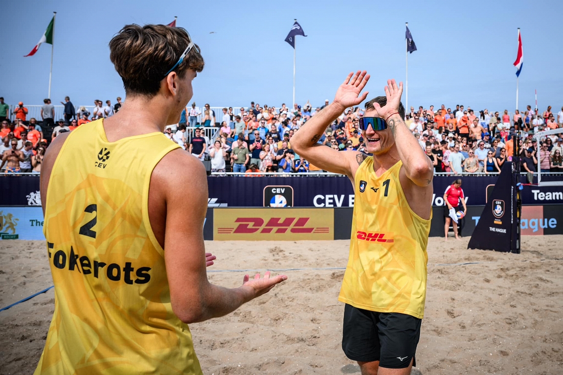 In the first stage of the Latvian Beach Volleyball Championship, Plavins and Fokerot / Day will also start