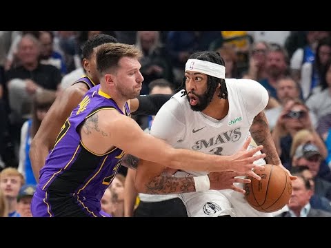 Dončičs ar 45 punktiem sekmē Lakers uzvaru Dalasā