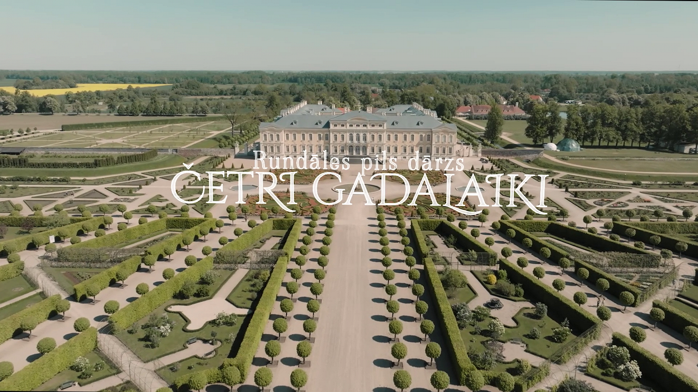 Latvijas Televīzijā varēs noskatīties kultūrvēsturisko dokumentālo filmu Rundāles pils dārzs. Četri gadalaiki