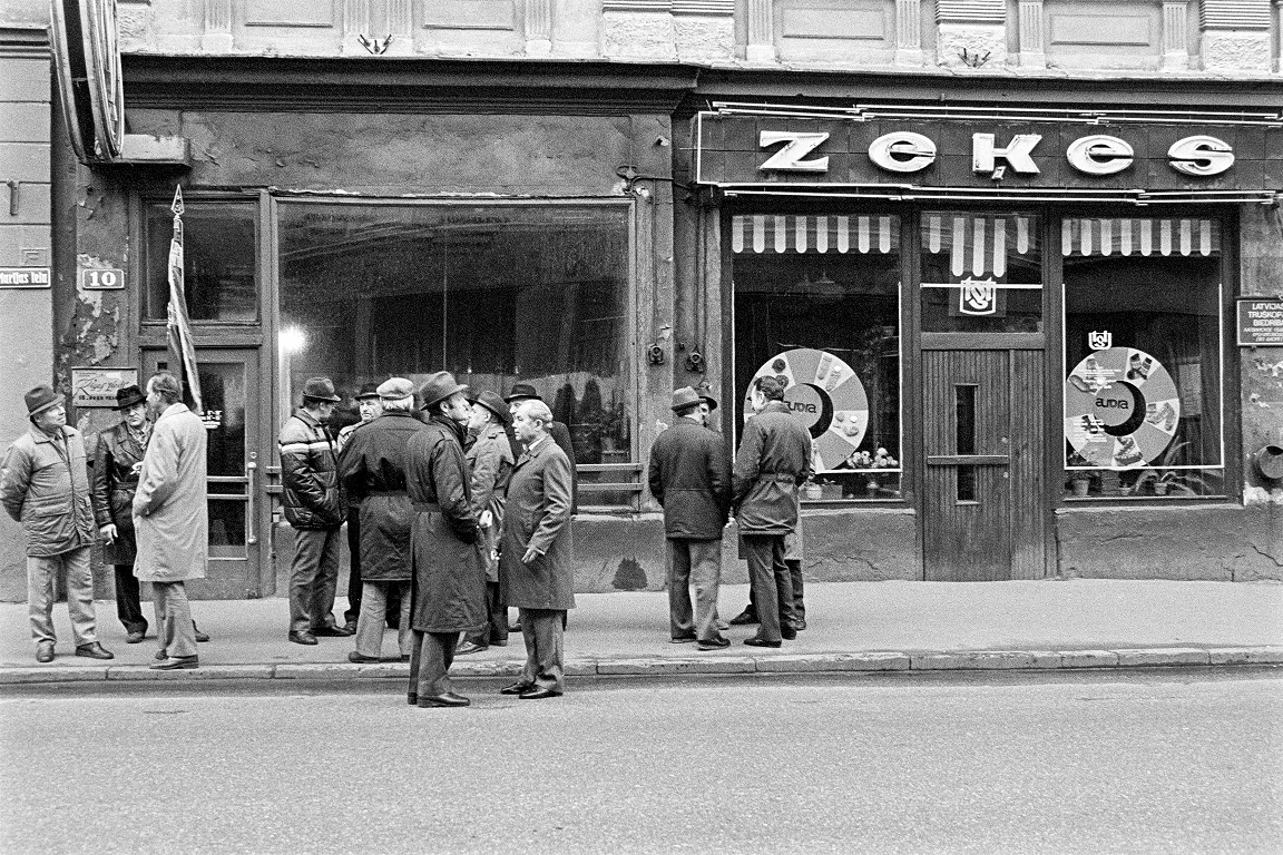 Publiskās telpas retorika. Gvido Kajona izstādes Pieci vētrainie gadi. 1987–1991 recenzija