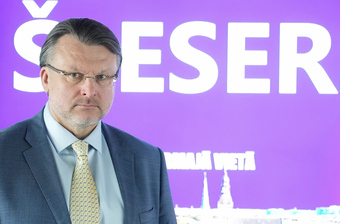 Valstī populārāko partiju reitingā Latvija pirmajā vietā no līderpozīcijas izstūmusi Nacionālo apvienību