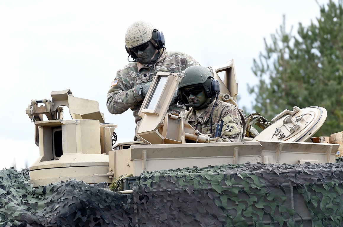 Avoti: Pentagonā tiek spriests par tūkstošiem karavīru atsaukšanu no Austrumeiropas