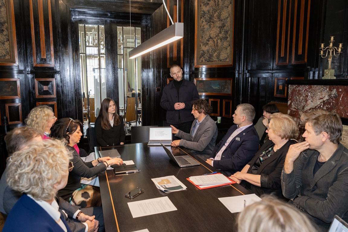 For the first meeting, the Riga Philharmonic Project Implementation Supervision Council / Day