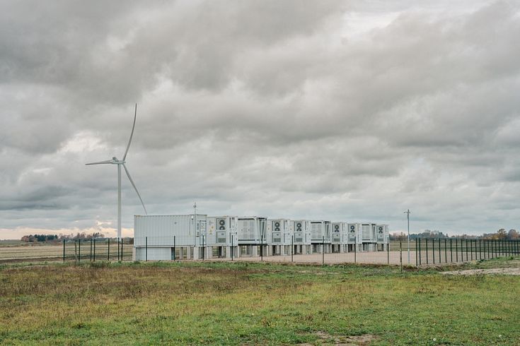 The first Latvian wind park and electricity battery / day qualified for the balancing capacity market