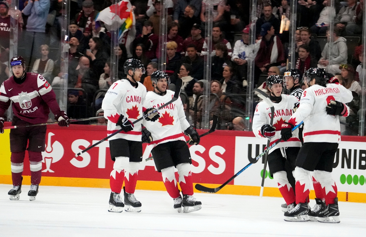 Latvian hockey players in PC Stockholm continue with a disruptive loss to Canada / Day
