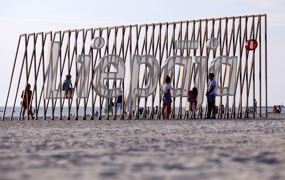 Proposals for politicians – from puddles to be eliminated to sea organ / day