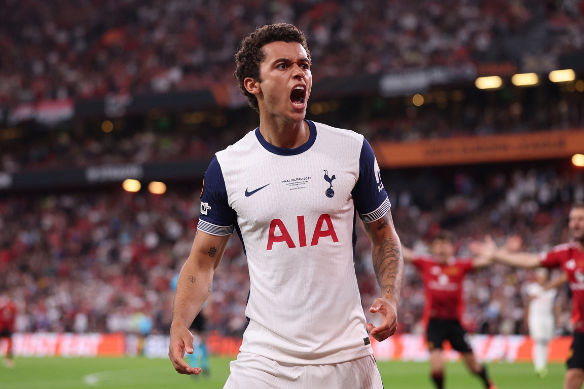 Hotspur Footballers / Day will be the winners of the two English clubs in the fight for the UEFA European League winners