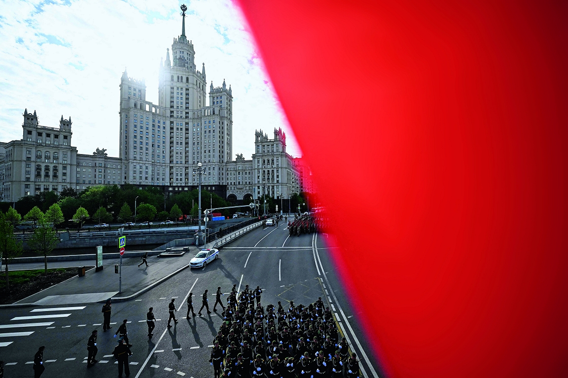 May 9 and Russian Friends / Day