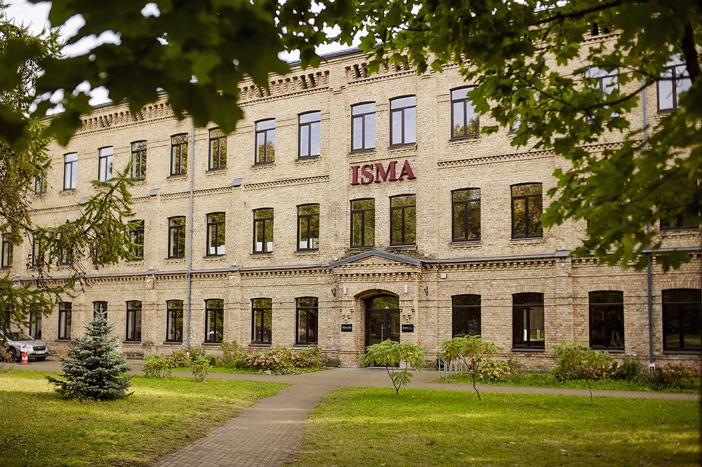 In collaboration with Swiss Higher Education, a new program is launched – Global Bachelor of Business Administration (BBA) / Day