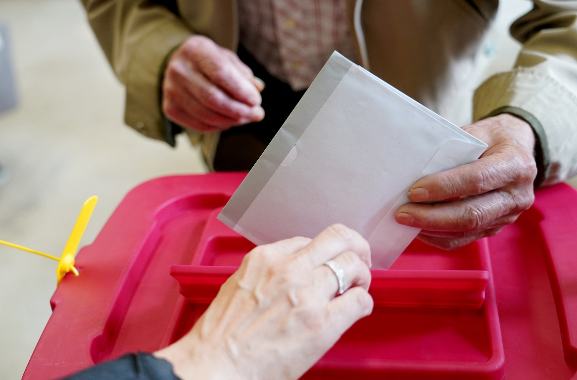 Today, local elections / day are held throughout Latvia