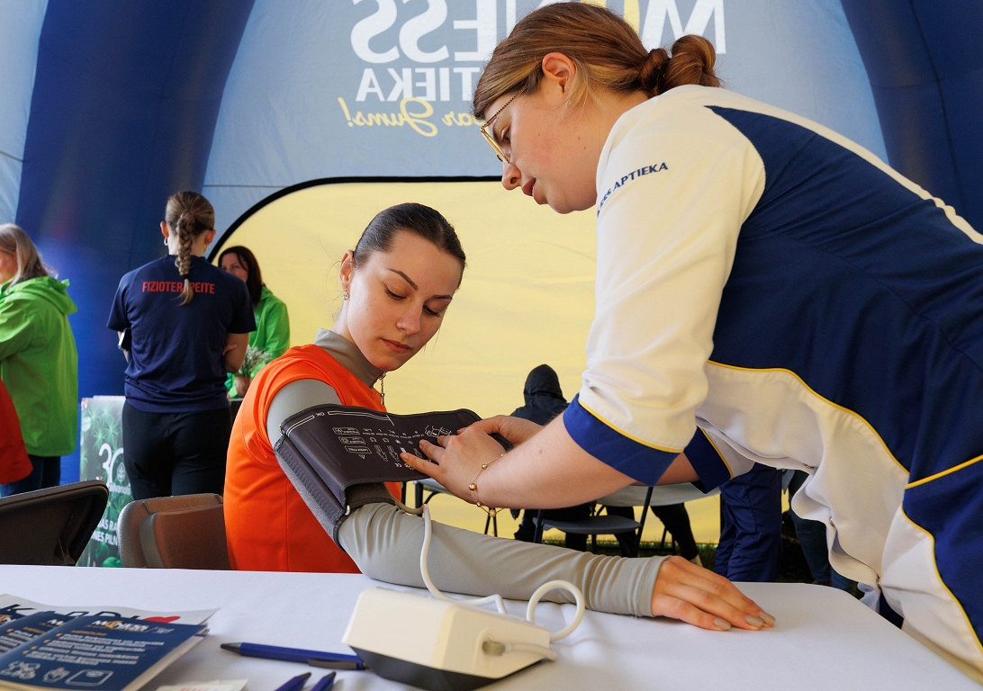 Citizens in the past begin to be aware of the importance of blood pressure control / day