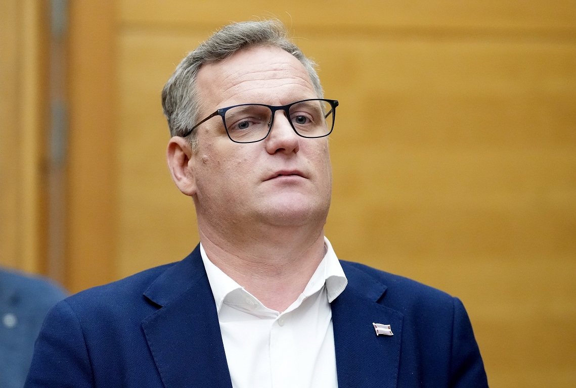 Rīgas mērs: Vairākos domes departamentos ir problēmas ar lēmumu pieņemšanu
