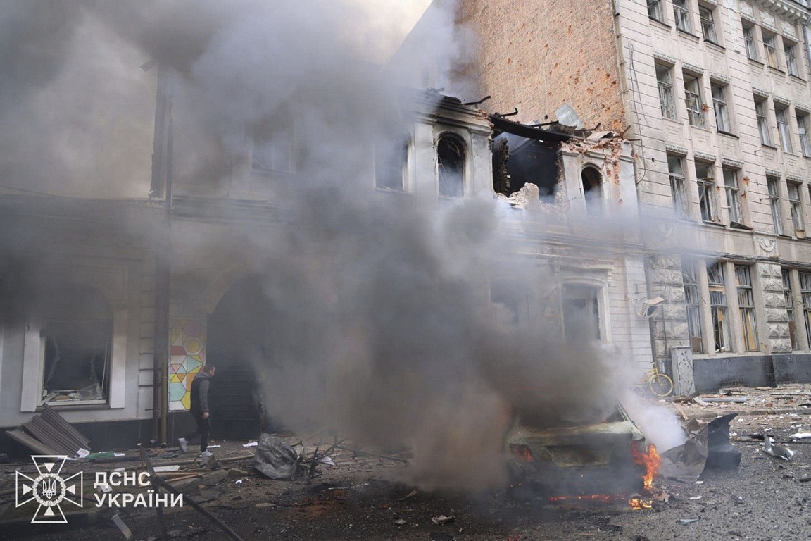 Krievija veikusi masīvu triecienu Kijivai un Kijivas apgabalam