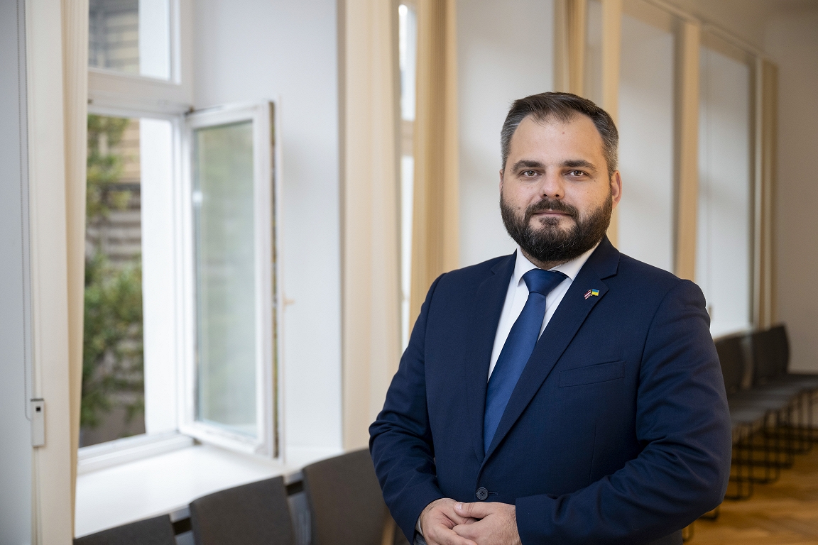 Priekšvēlēšanu teātris ir sācies daudz par agru