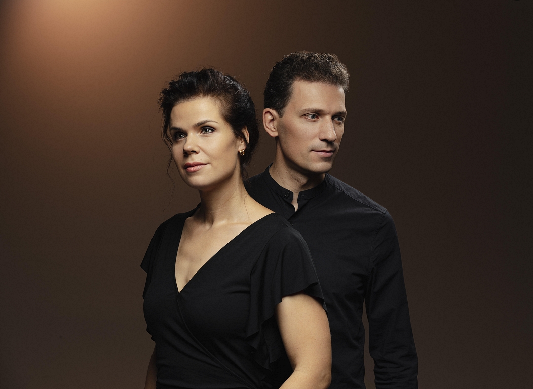 Zanda Švēde un Reinis Zariņš uzstāsies Dzintaru koncertzālē