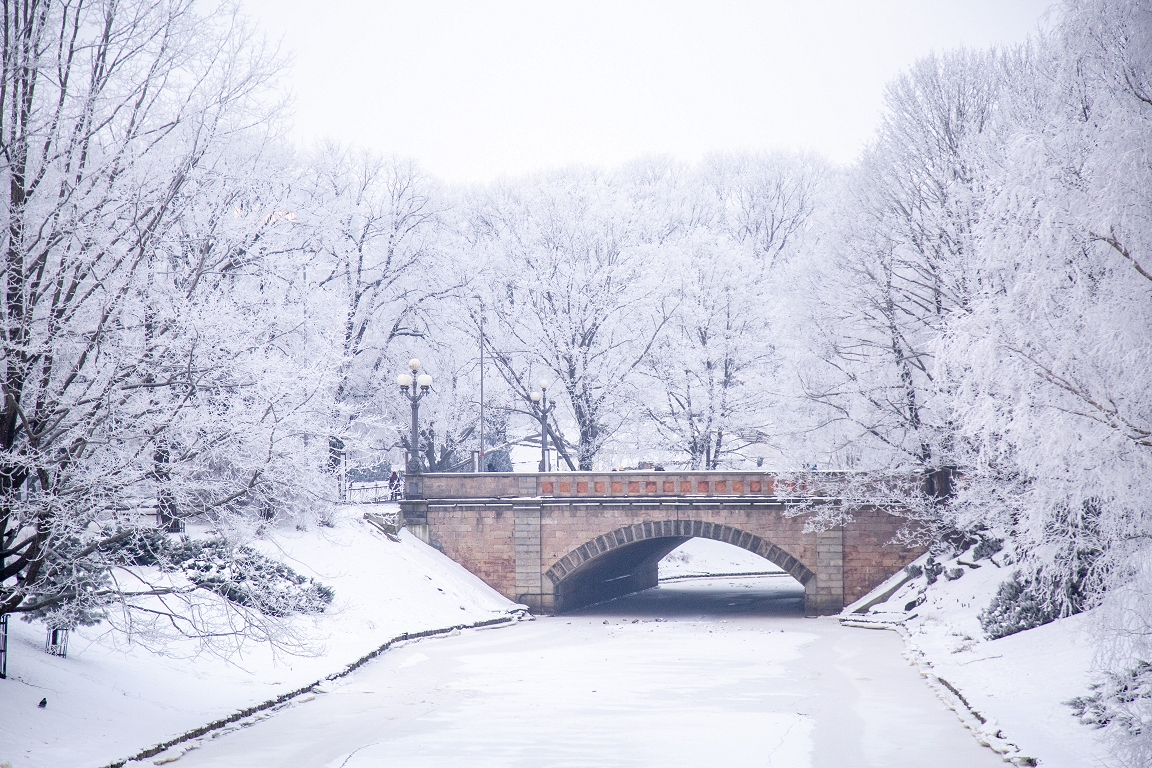 Lielāko nokrišņu daudzuma pieaugumu starp gadalaikiem novēro ziemā