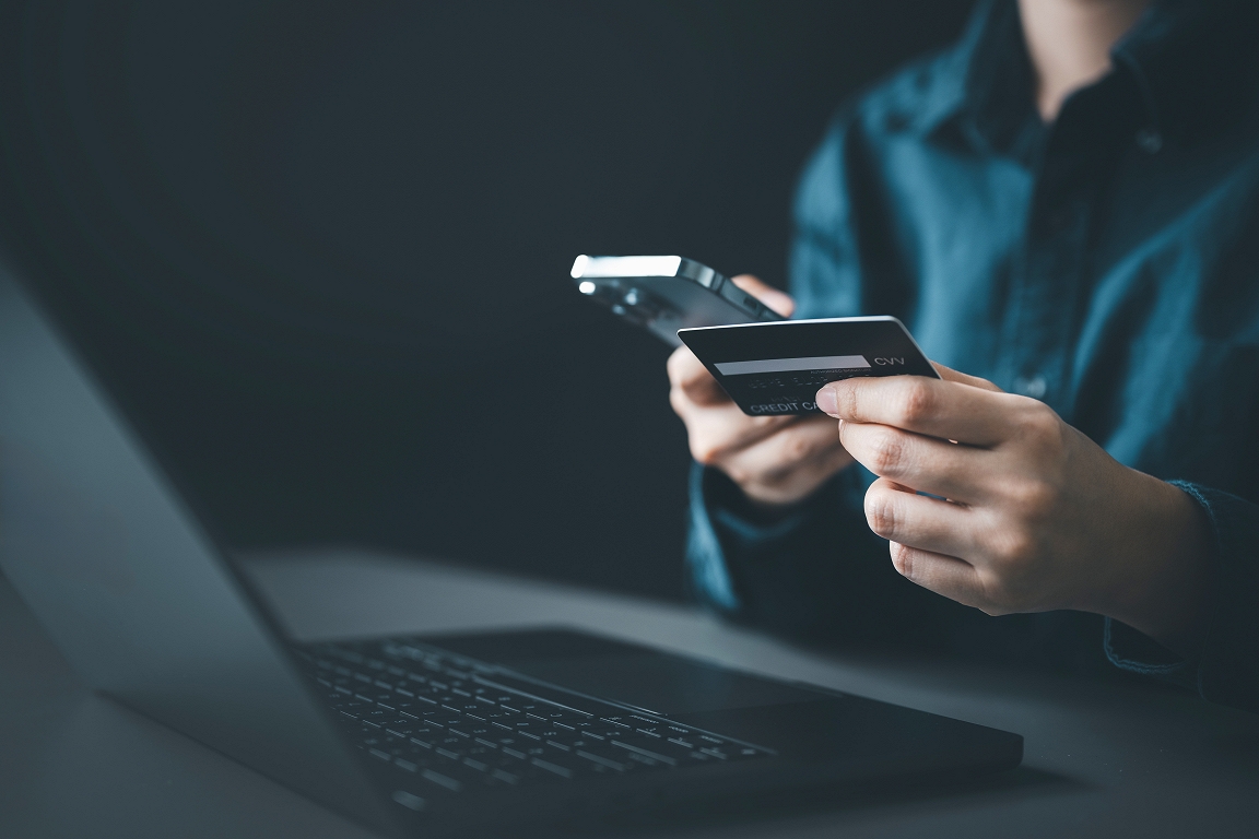 No telefonkrāpniecības līdz kiberriskiem