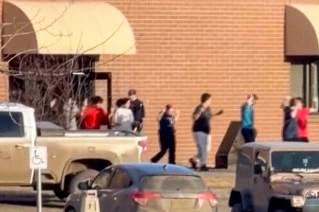 Kanādā sēras pēc vienas no nāvējošākajām masu apšaudēm valsts vēsturē