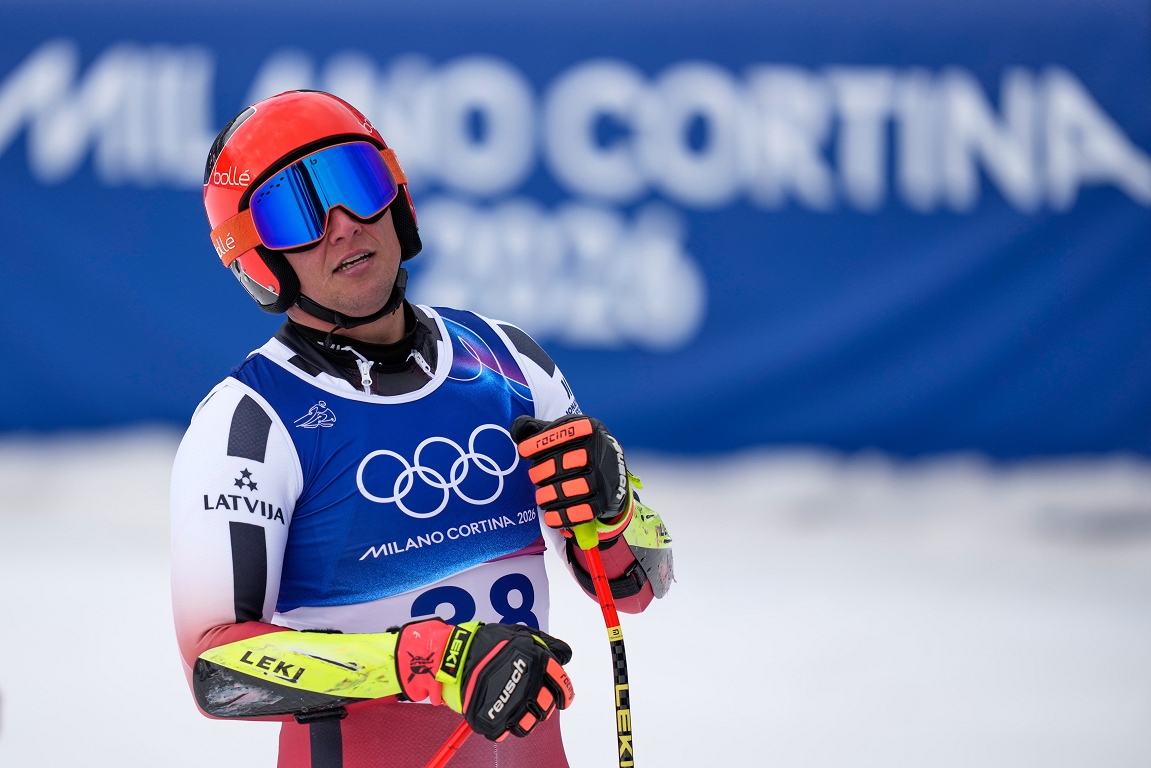 Opmanis olimpiskajās spēlēs izcīna 35. vietu supergigantā; fon Almens tiek pie trešā zelta