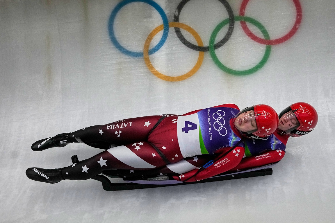 Robežniece/Bogdanova olimpisko spēļu divnieku sacensībās ceturtajā vietā pēc pirmā brauciena