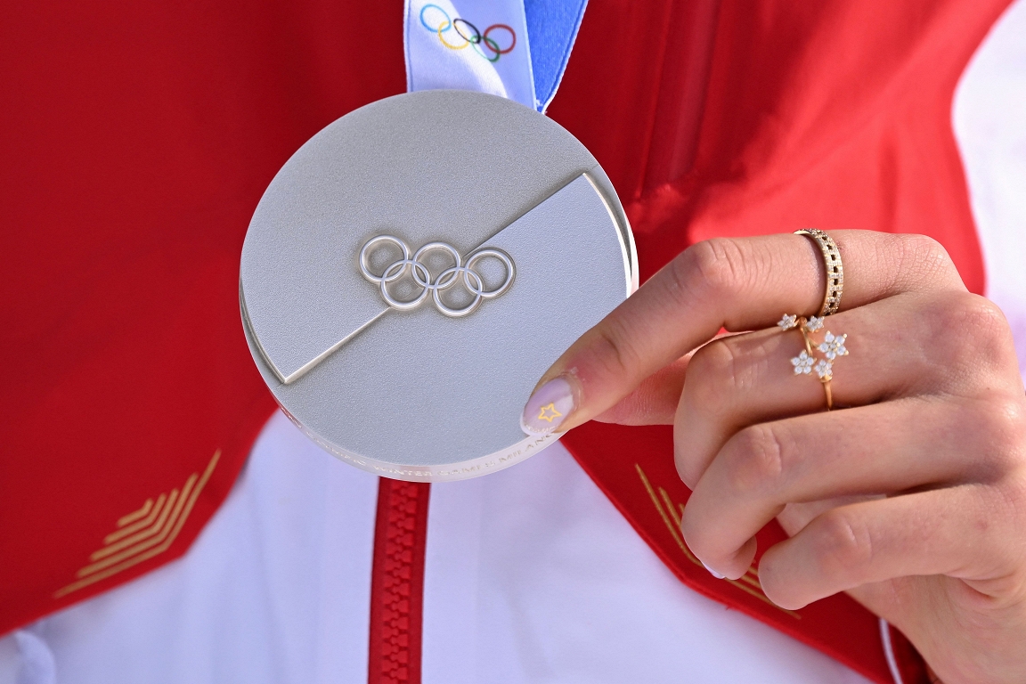 Olimpisko spēļu organizatori sola risināt problēmas ar medaļām