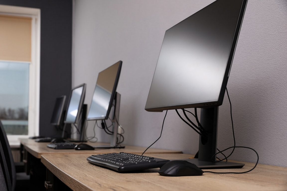 Kā saprast, ka ir laiks nomainīt datora monitoru?