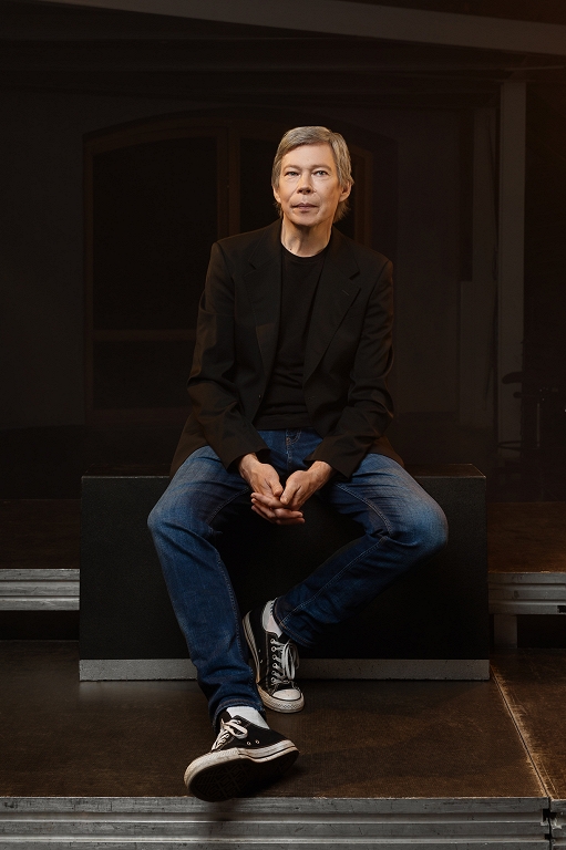 Jaunā klasika. Normunds Šnē un Sinfonietta Rīga piedāvā vērienīgu laikmetīgās mūzikas koncertprogrammu