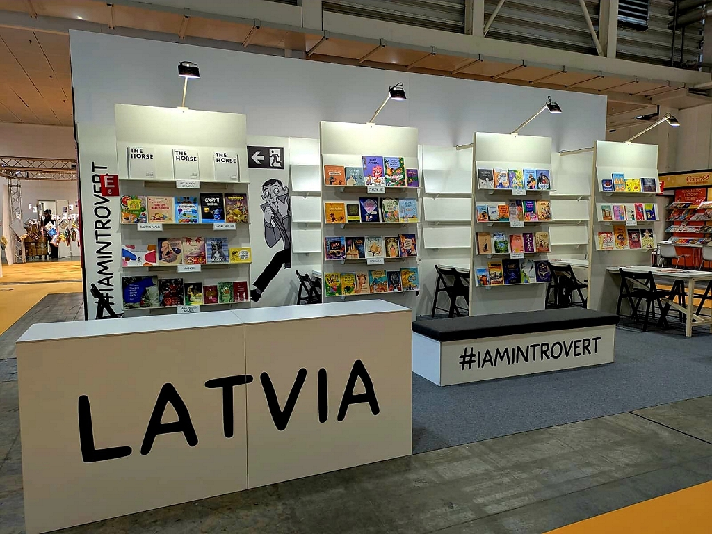 Latvija ar nacionālo stendu sāk dalību Boloņas grāmatu tirgū