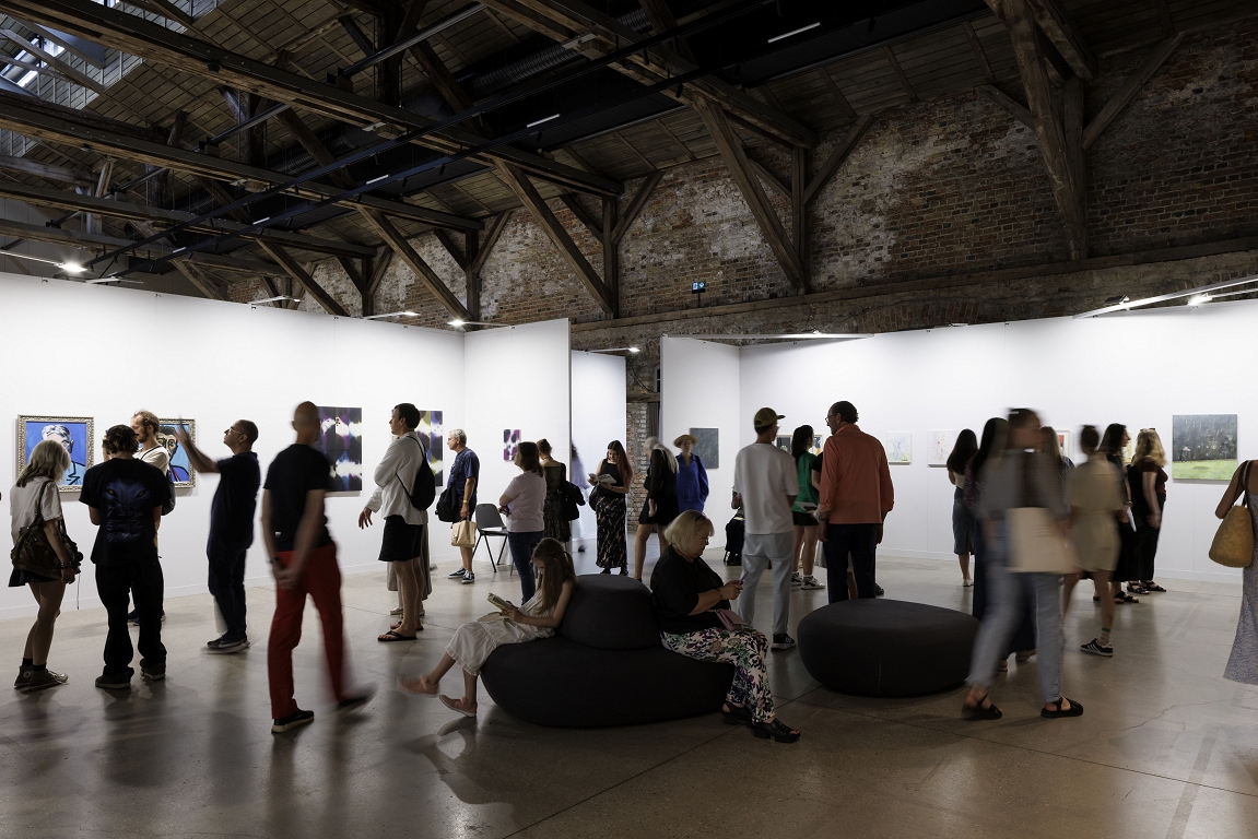 No Tokijas līdz Ņujorkai – Riga Contemporary mākslas mese izziņo otrā gada programmu