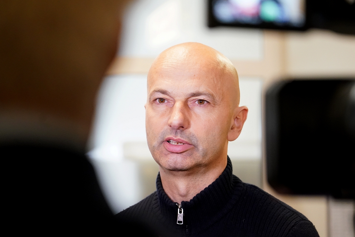 Citskovskis tiesā neatzīst savu vainu apsūdzībā Kariņa lidojumu lietā